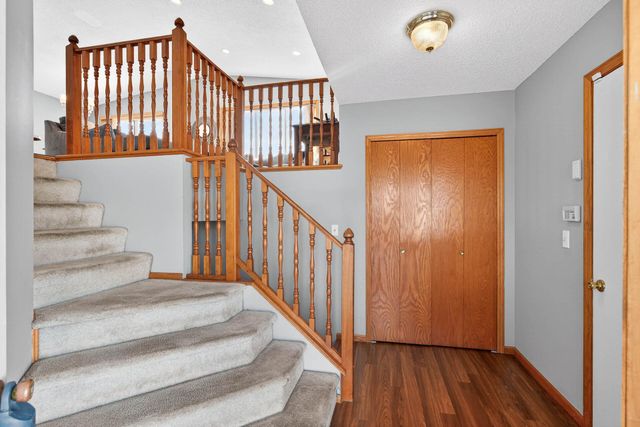 7017 Setzler Parkway, Brooklyn Park, MN 55445