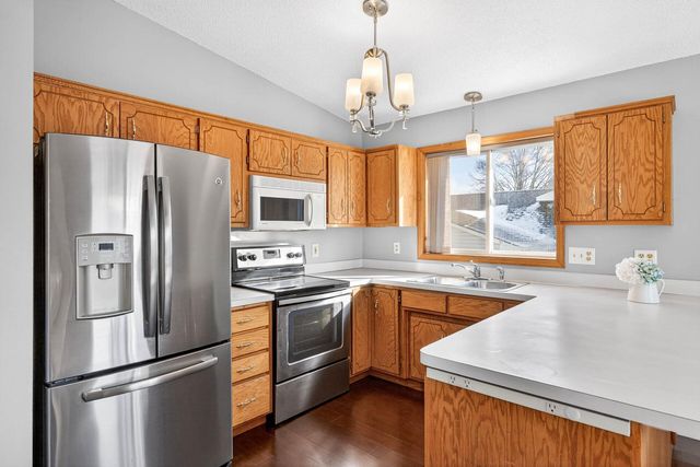 7017 Setzler Parkway, Brooklyn Park, MN 55445