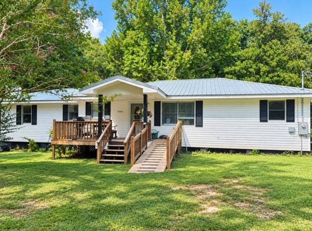 9240B Spice Pond Road, Eight Mile, AL 36613 — exterior