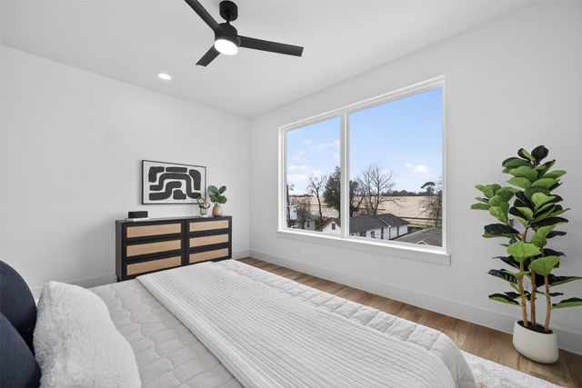 2414 Anderson Street, Dallas, TX 75215