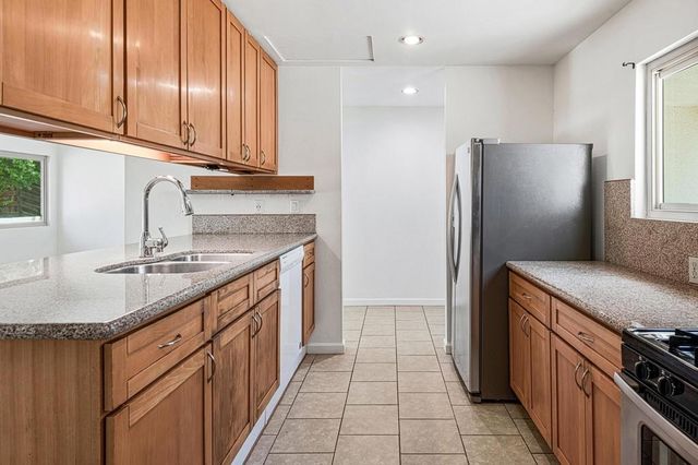 1350 E Gem Circle, Palm Springs, CA 92262