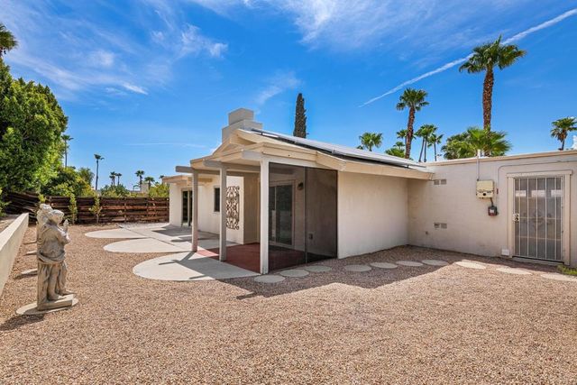 1350 E Gem Circle, Palm Springs, CA 92262