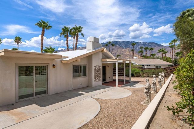 1350 E Gem Circle, Palm Springs, CA 92262