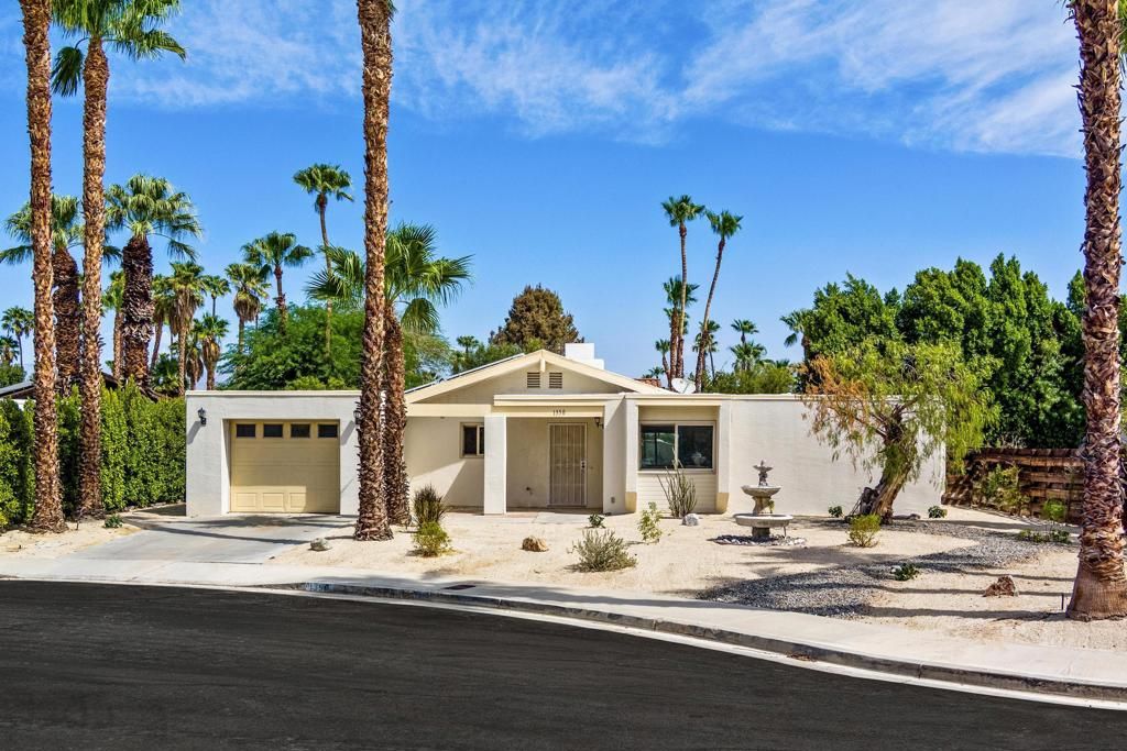 1350 E Gem Circle, Palm Springs, CA 92262