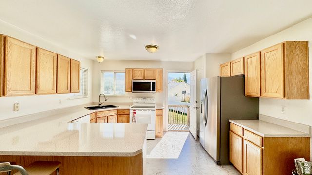 241 SUNSTONE CIR, Logan, UT 84321