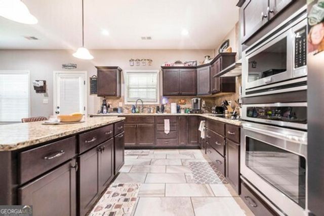 305 Dog Fennel Lane, Perry, GA 31069