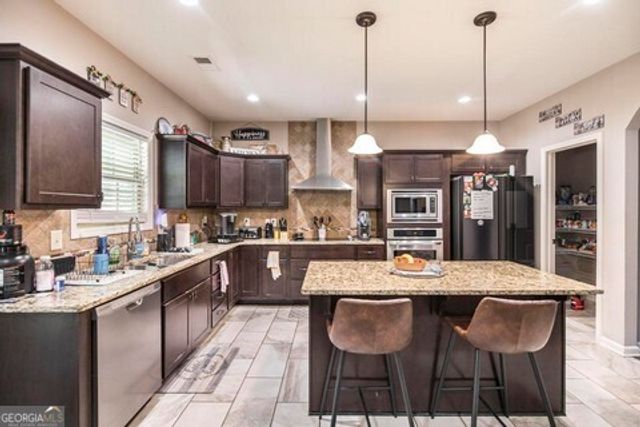 305 Dog Fennel Lane, Perry, GA 31069
