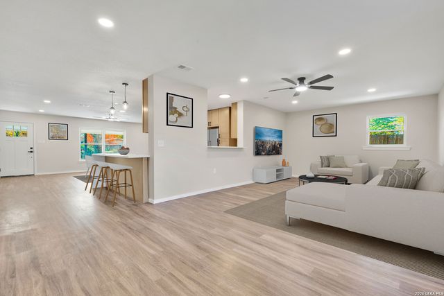 3615 Electra, San Antonio, TX 78218