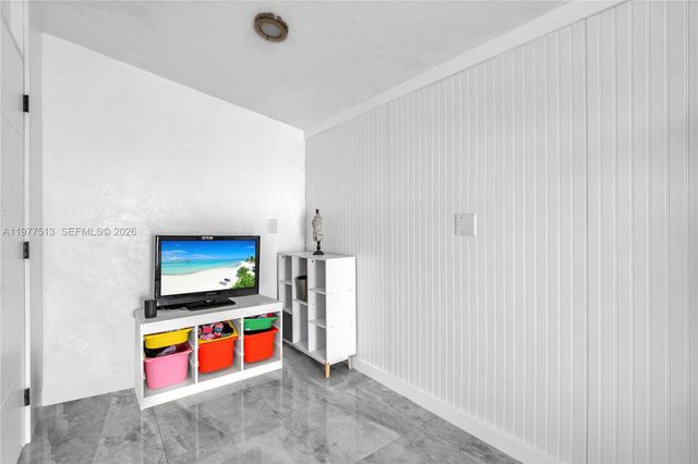 7151 Taft Street, Hollywood, FL 33024