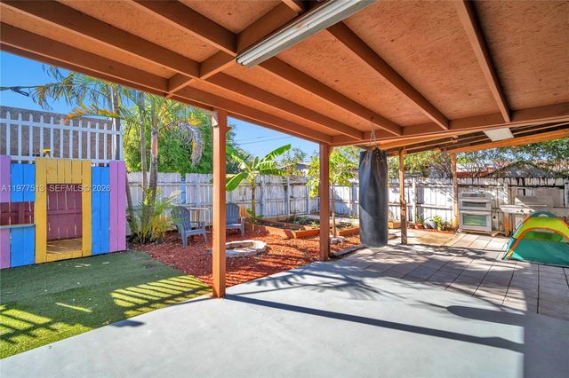 7151 Taft Street, Hollywood, FL 33024
