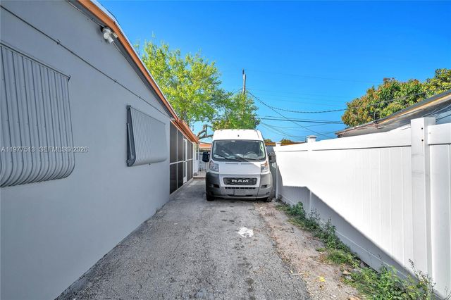7151 Taft Street, Hollywood, FL 33024