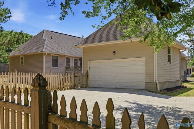 1119 Chesterfield Road SE, Huntsville, AL 35803