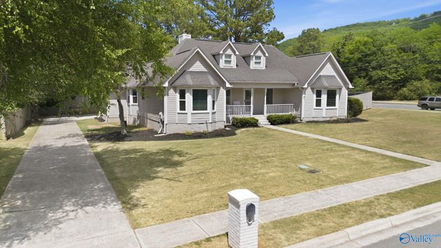 1119 Chesterfield Road SE, Huntsville, AL 35803