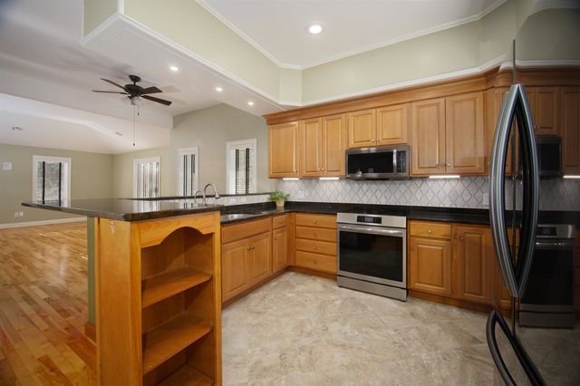 228 Cushing Road, Newmarket, NH 03857