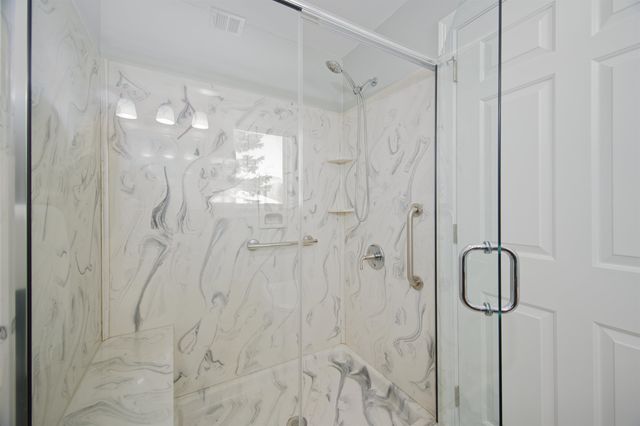 228 Cushing Road, Newmarket, NH 03857