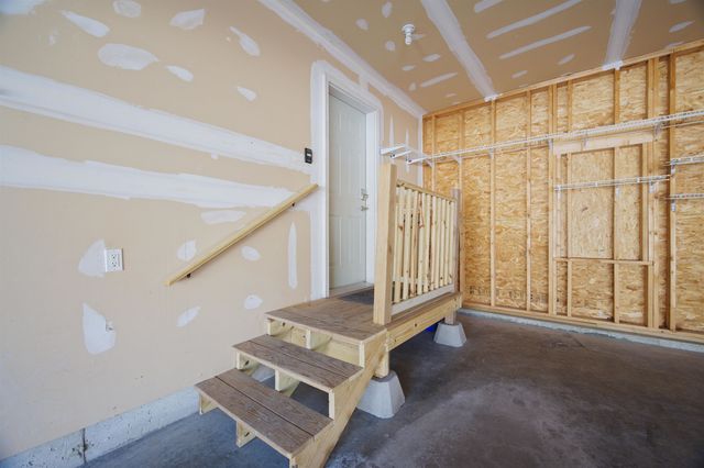 228 Cushing Road, Newmarket, NH 03857