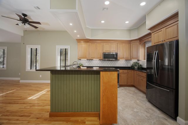 228 Cushing Road, Newmarket, NH 03857