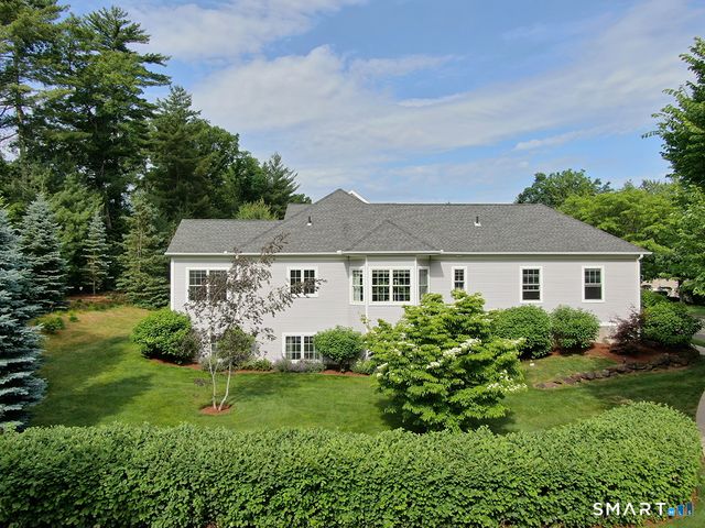 15 Bantry Road 15, Simsbury, CT 06070