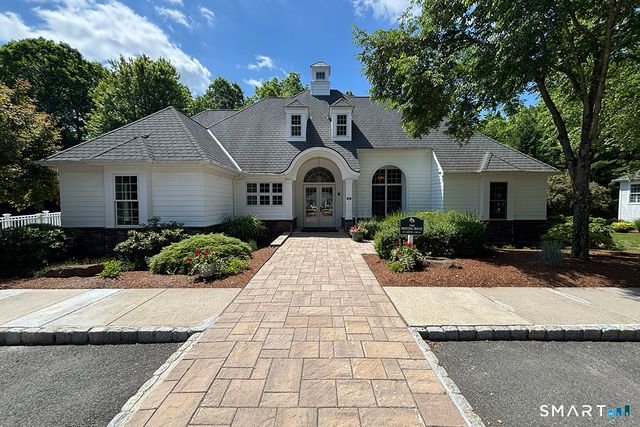 15 Bantry Road 15, Simsbury, CT 06070
