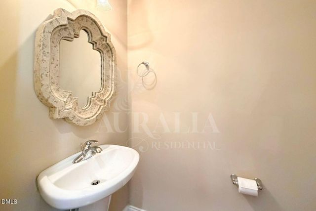 101 Scotlow Way, Morrisville, NC 27560