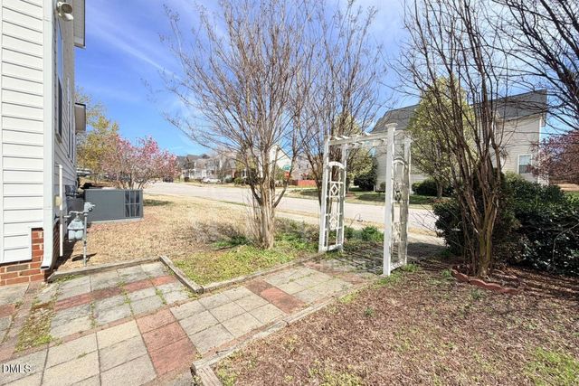 101 Scotlow Way, Morrisville, NC 27560