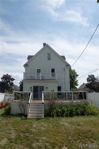 90 Hedley Place, Buffalo, NY 14208