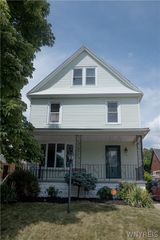 90 Hedley Place, Buffalo, NY 14208