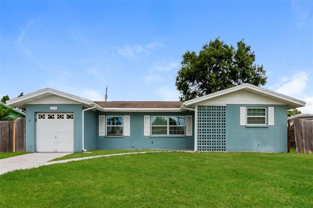 2810 SOUTHERN PARKWAY W, Bradenton, FL 34205