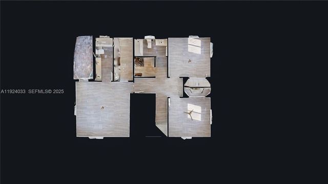 1886 NW 68th St, Miami, FL 33147