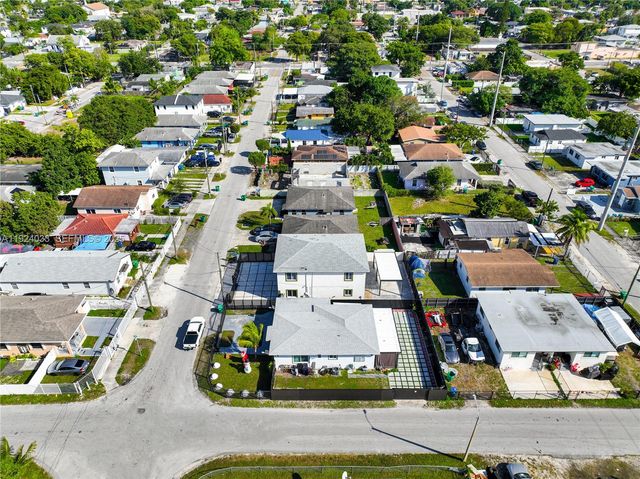 1886 NW 68th St, Miami, FL 33147