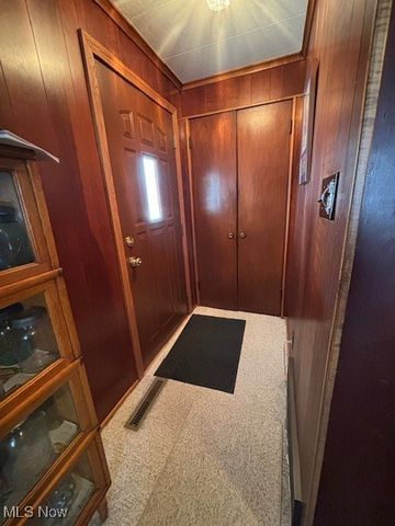 2747 Barclay Messerly Road, Southington, OH 44470