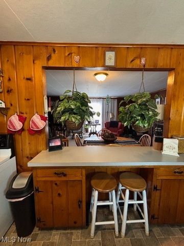 2747 Barclay Messerly Road, Southington, OH 44470