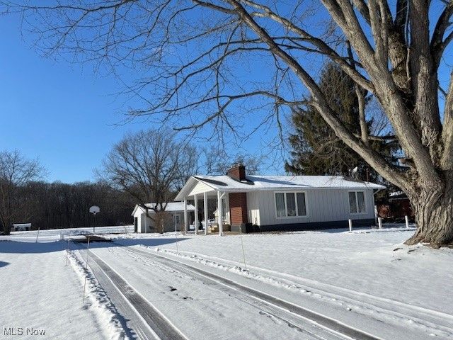 2747 Barclay Messerly Road, Southington, OH 44470