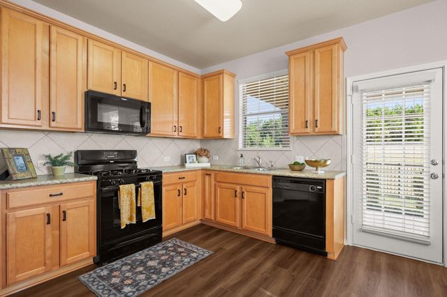 9201 Brodie LN 602, Austin, TX 78748