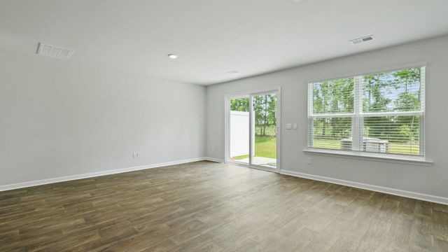 919 Long Bluff Road, Summerville, SC 29486