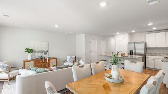 919 Long Bluff Road, Summerville, SC 29486