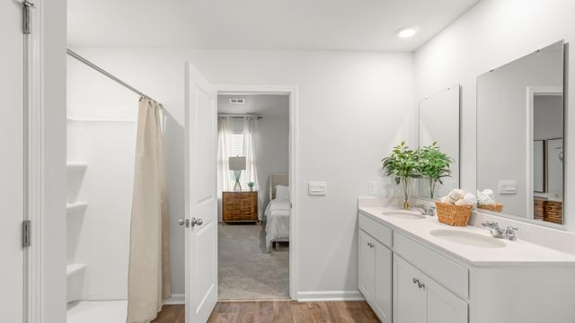 919 Long Bluff Road, Summerville, SC 29486