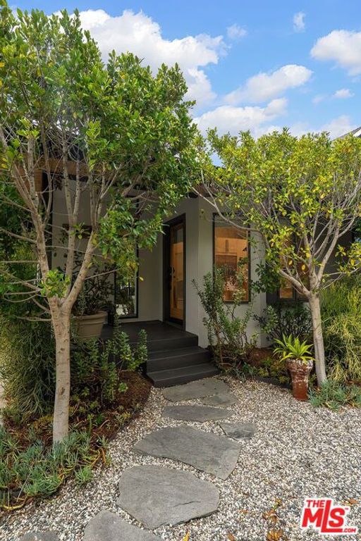 3775 Maplewood Avenue, Los Angeles, CA 90066 — photo 5