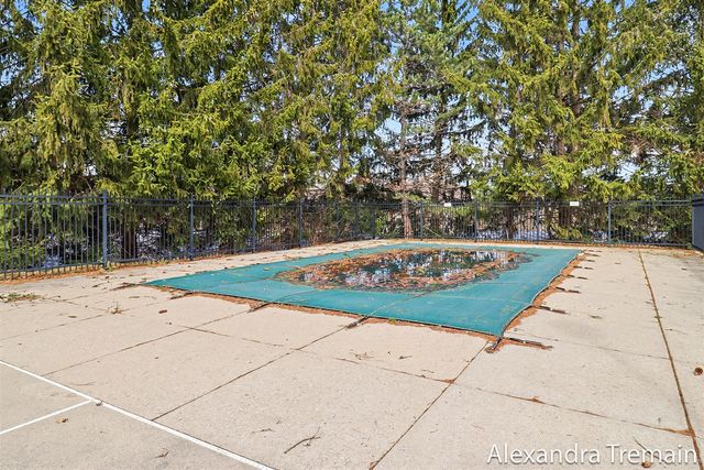 3312 Devonwood Hills Drive C, Grand Rapids, MI 49525