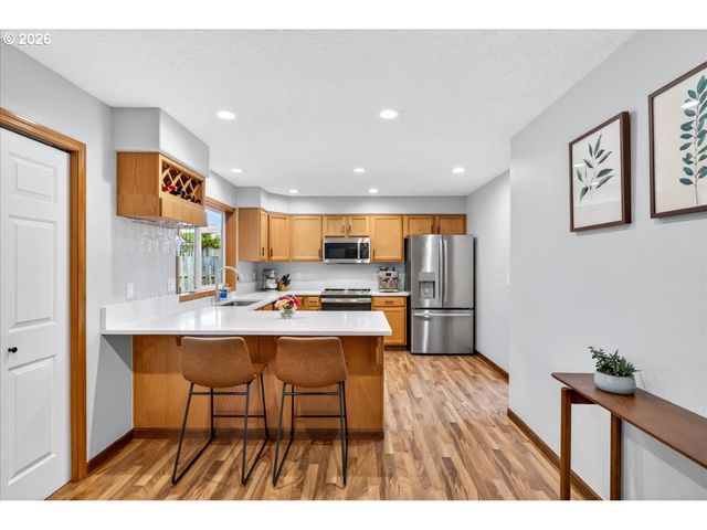5359 Nw WICKIUP Way, Portland, OR 97229