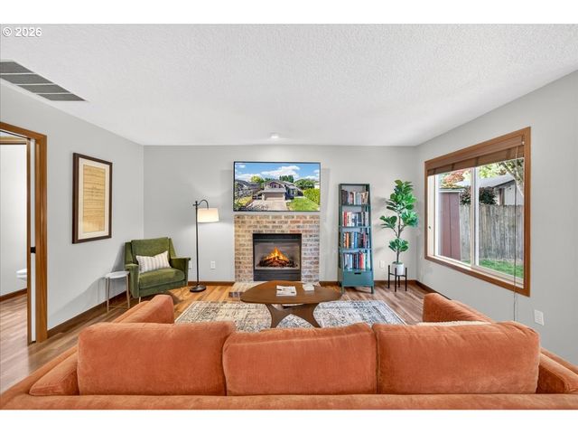 5359 Nw WICKIUP Way, Portland, OR 97229