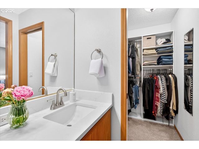 5359 Nw WICKIUP Way, Portland, OR 97229