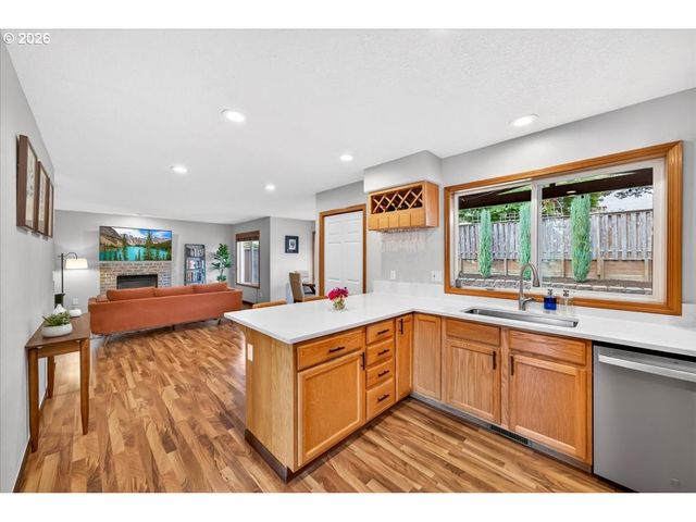 5359 Nw WICKIUP Way, Portland, OR 97229