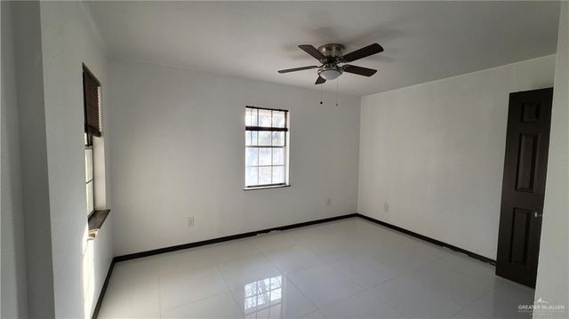 2815 Roselawn Drive, Weslaco, TX 78596