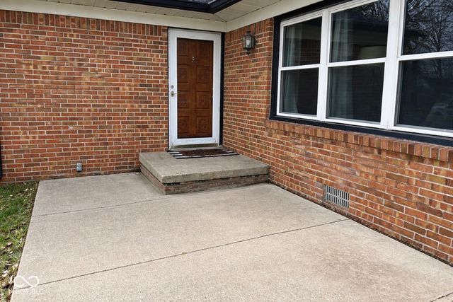 4886 N Ohio Street, Clayton, IN 46118