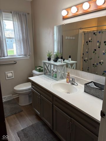 4886 N Ohio Street, Clayton, IN 46118