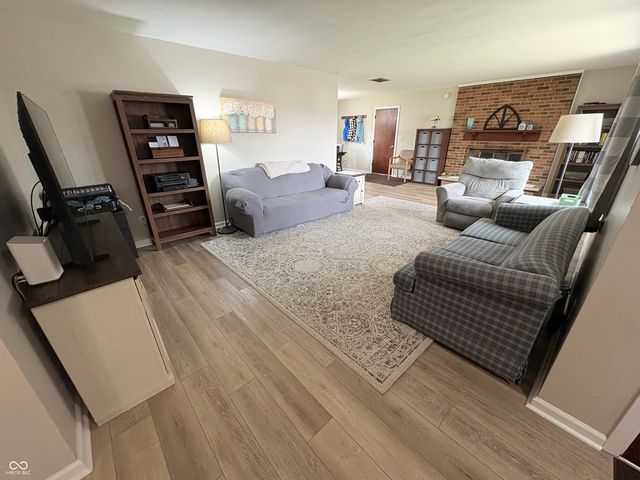 4886 N Ohio Street, Clayton, IN 46118