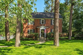 2825 S Wall St, Spokane, WA 99203