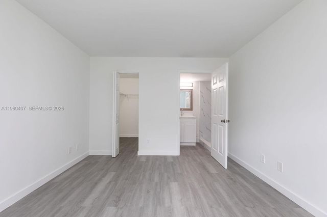 10330 NW 8th St 104, Pembroke Pines, FL 33026