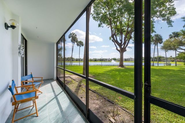 5220 Las Verdes Circle 108, Delray Beach, FL 33484